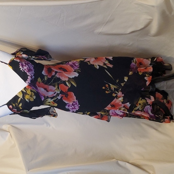 Lulus Dresses & Skirts - Lulu's Floral High Low Dress SZ XS NWT